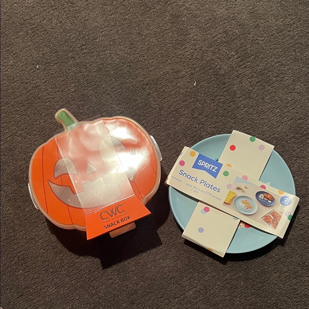 Spritz Blue Plates with CWC Orange Pumpkin Snack Box